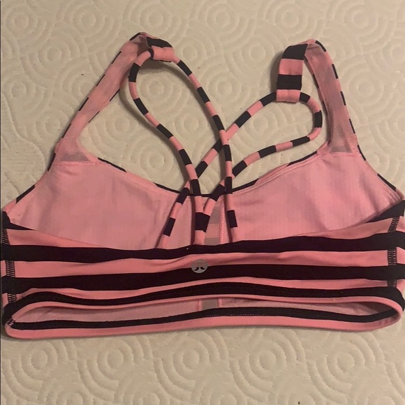 Lululemon sports bra - Picture 2 of 3